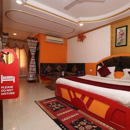 Hotel Prateek Pachmarhi Luaran gambar